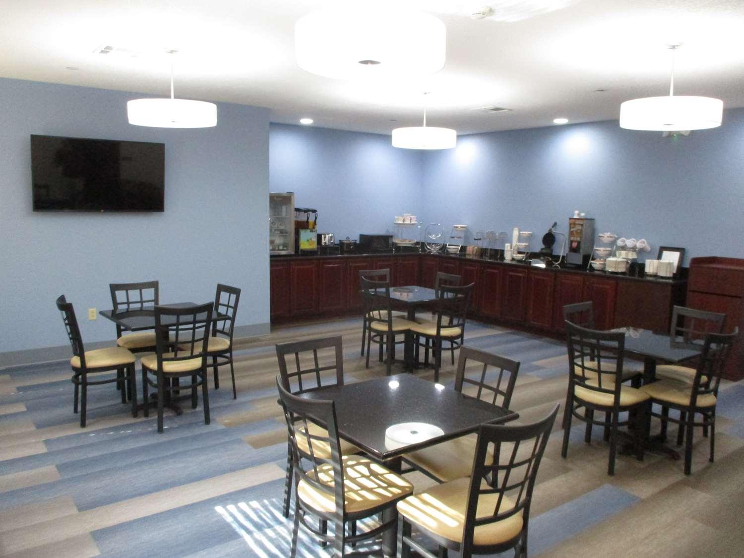 Best Western Coffeyville Central Business District Inn And Suites Екстер'єр фото