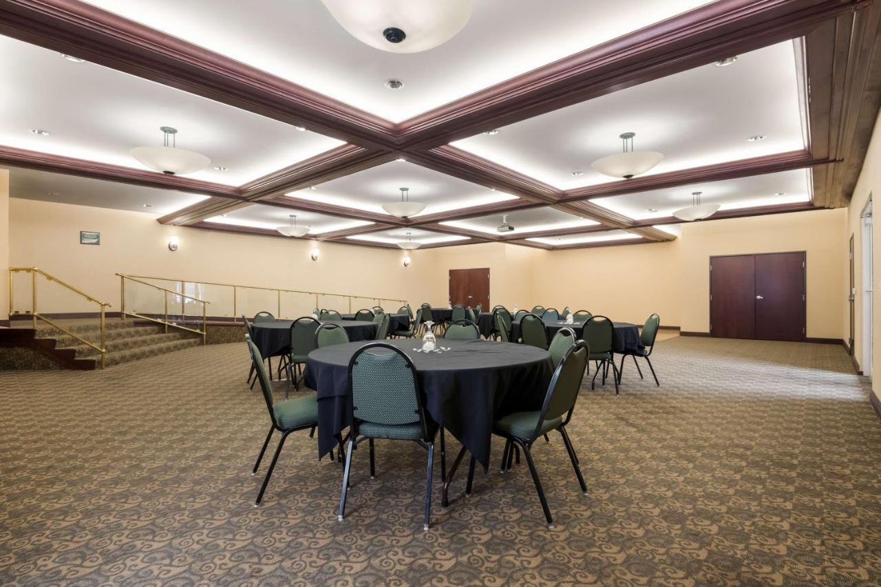 Best Western Coffeyville Central Business District Inn And Suites Екстер'єр фото