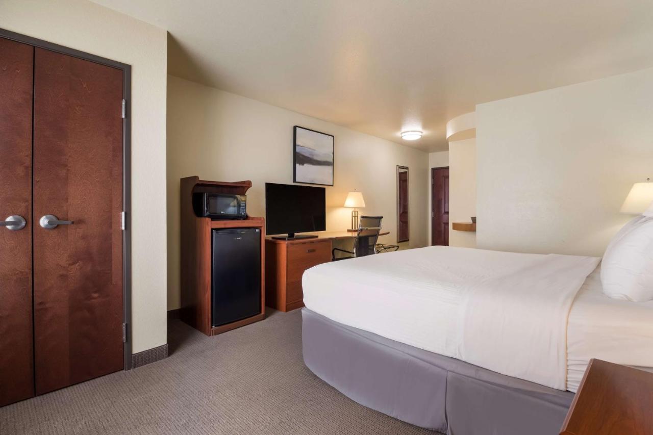 Best Western Coffeyville Central Business District Inn And Suites Екстер'єр фото
